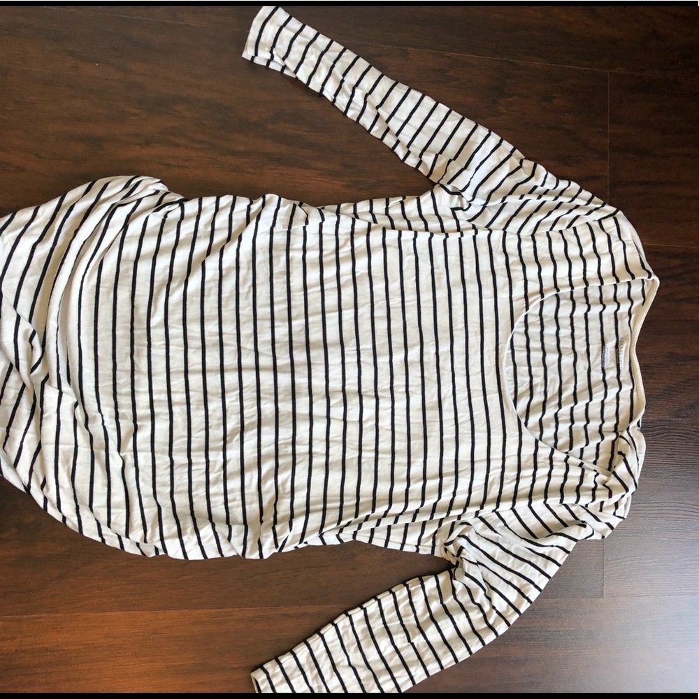 2 pack A Pea in the Pod knit 3/4 sleeve shirts